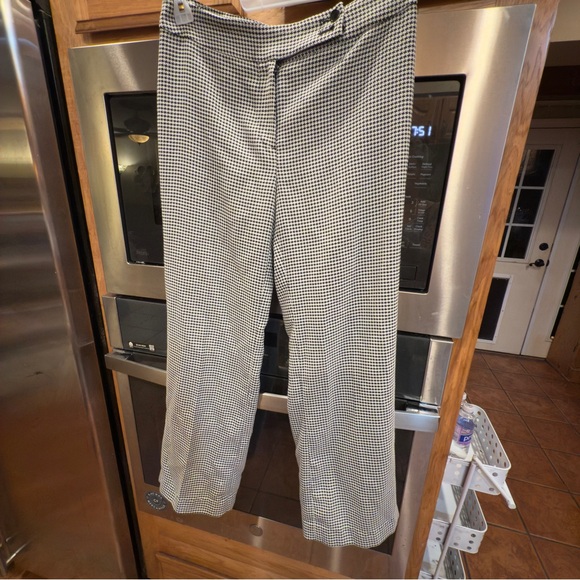Margaret Francis Black and White Checkered‎ Pants 6 p - Picture 4 of 9